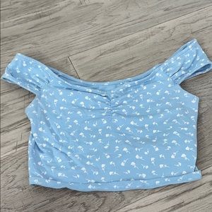 adorable flower baby blue pacsun crop top